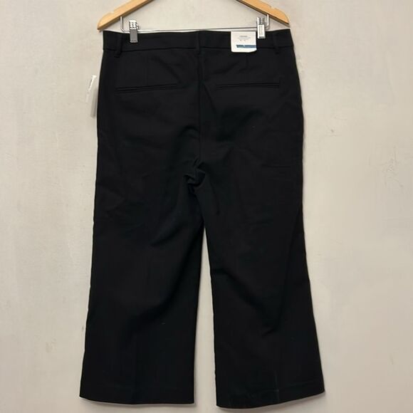 Old Navy black plus court regular cropped pants Size 12 New - Picture 4 of 10